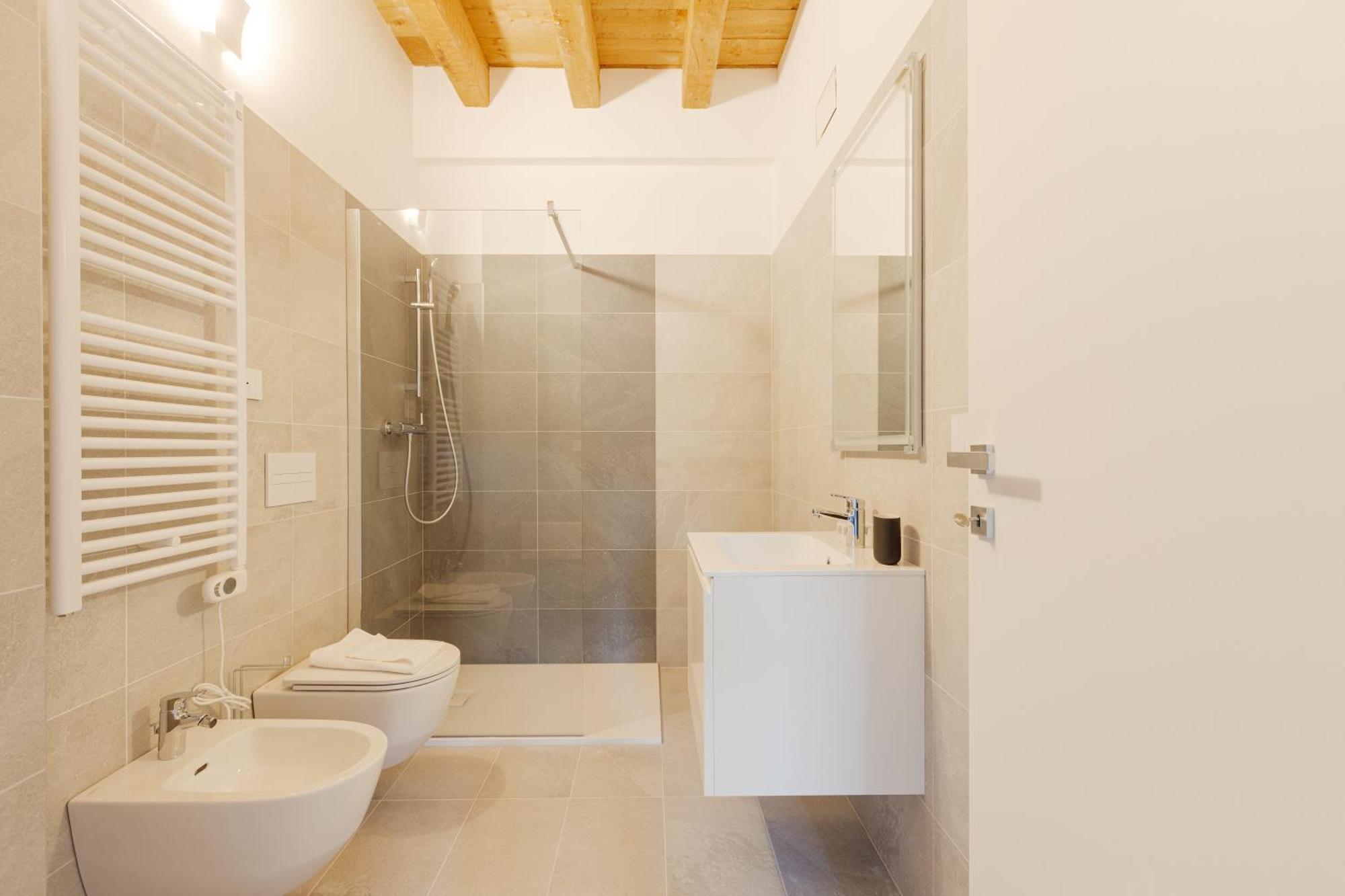 Modern Apartment In Milan With Balcony מראה חיצוני תמונה