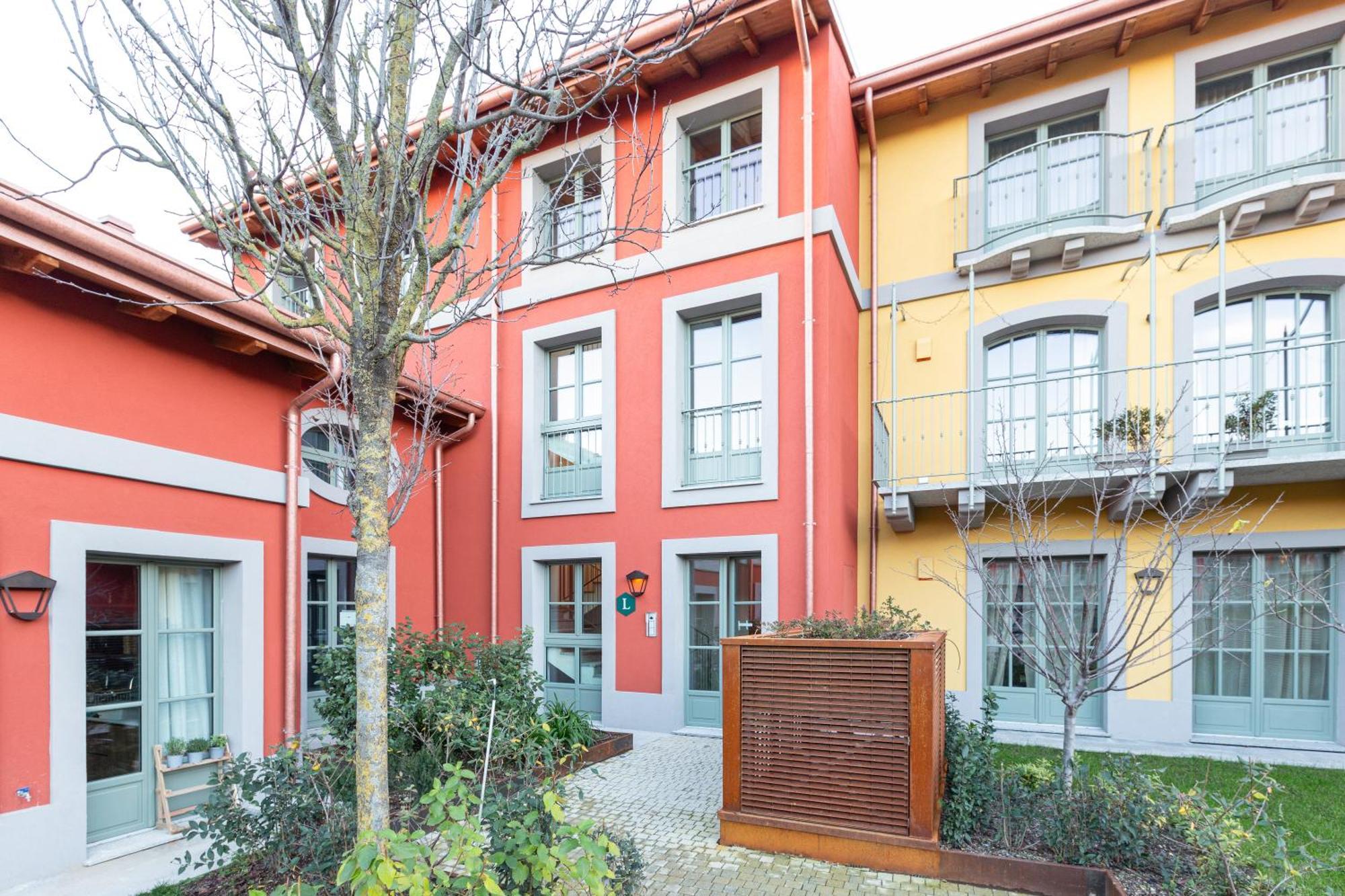 Modern Apartment In Milan With Balcony מראה חיצוני תמונה