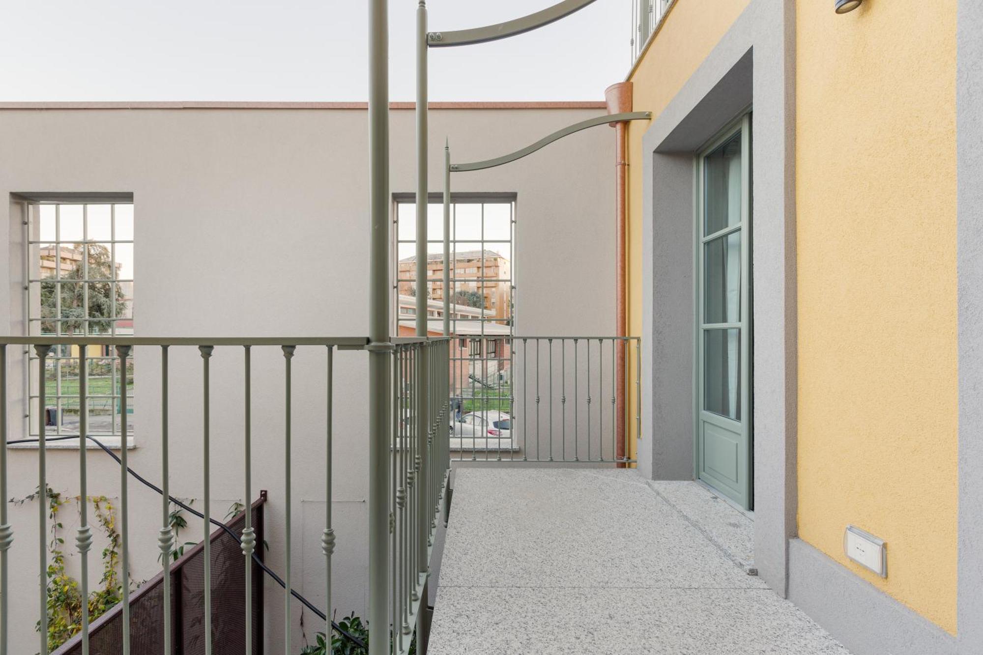 Modern Apartment In Milan With Balcony מראה חיצוני תמונה