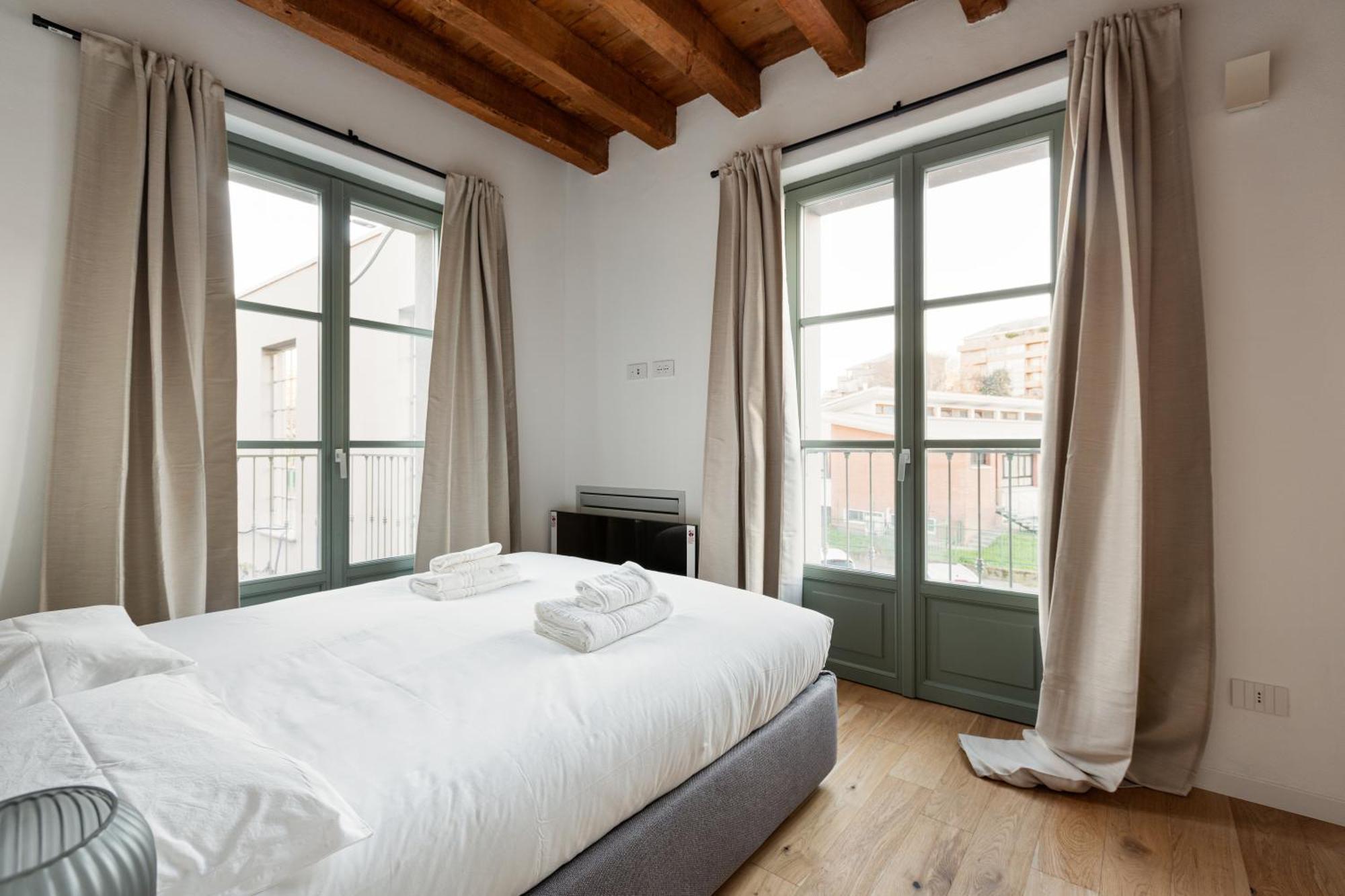 Modern Apartment In Milan With Balcony מראה חיצוני תמונה